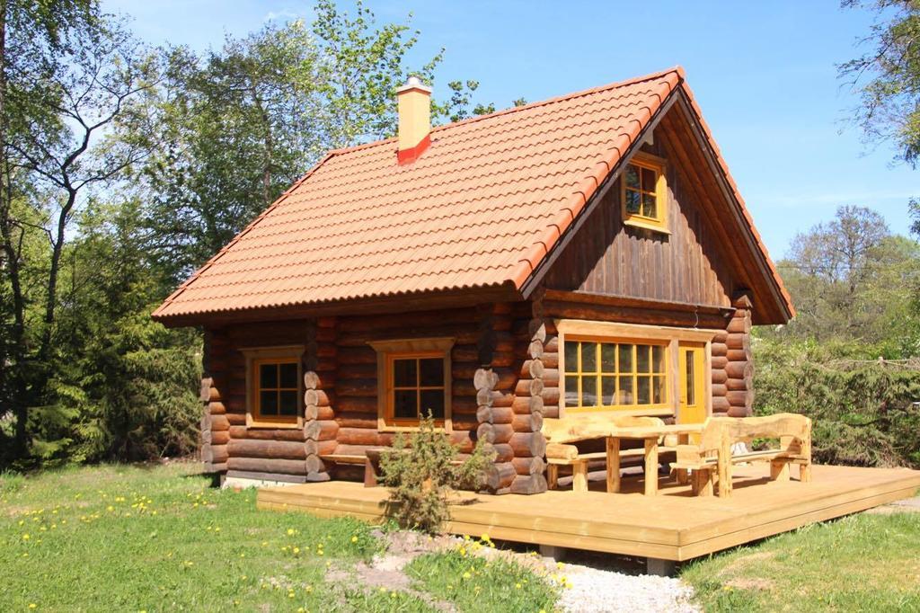 Ala-Laugu Holiday Home Leisi Luaran gambar